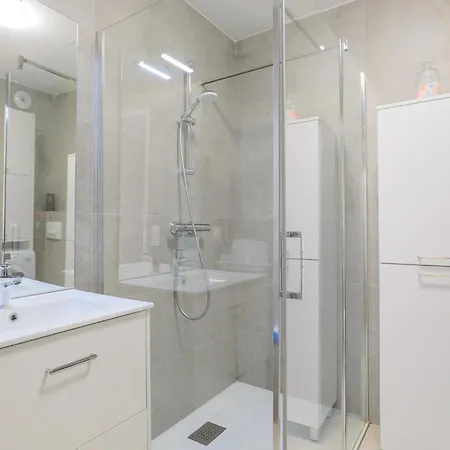 Daire 2 Bedroom Beautiful Apartment In Stella Plage