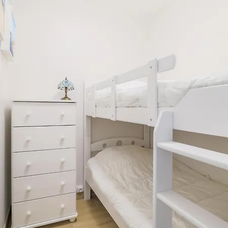 公寓 2 Bedroom Beautiful In *