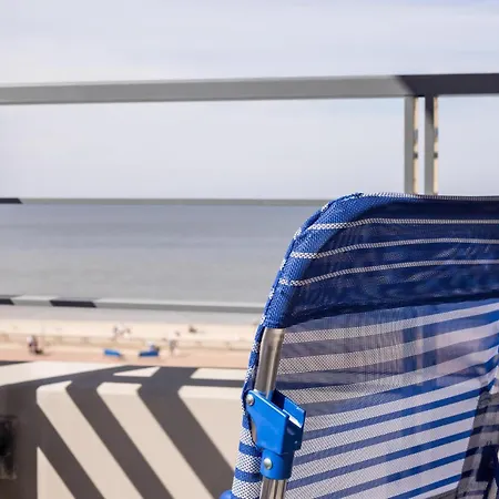 Stunning In Apartamento Stella-Plage